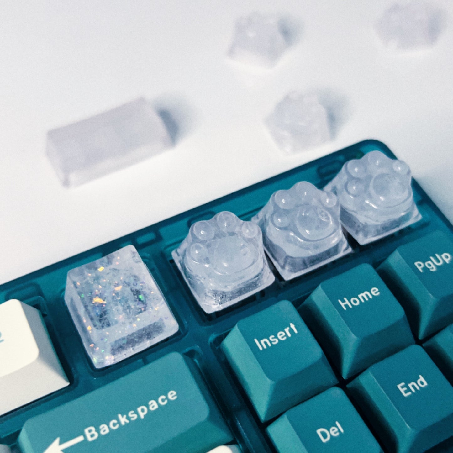 Paw or Glitter Keycaps